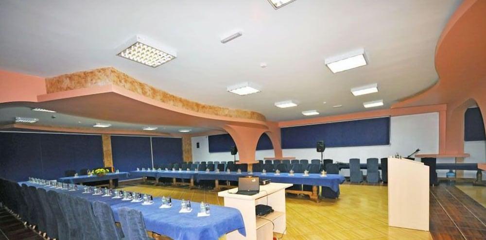 Hotel Bm International SJJ Buitenkant foto