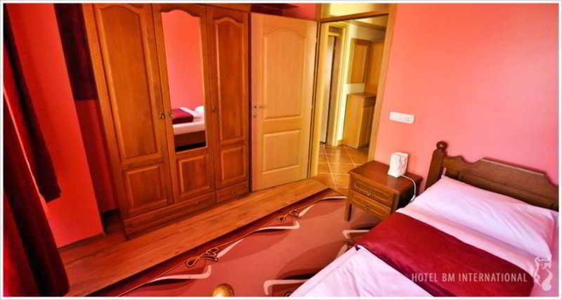 Hotel Bm International SJJ Buitenkant foto